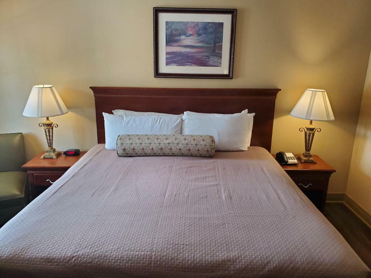 Colonial House Motel Pigeon Forge Zewnętrze zdjęcie