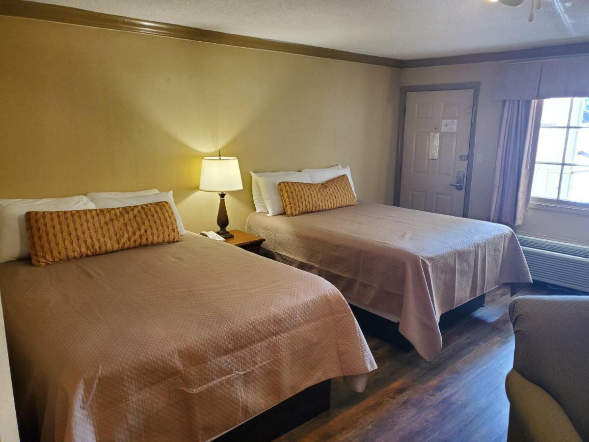 Colonial House Motel Pigeon Forge Zewnętrze zdjęcie