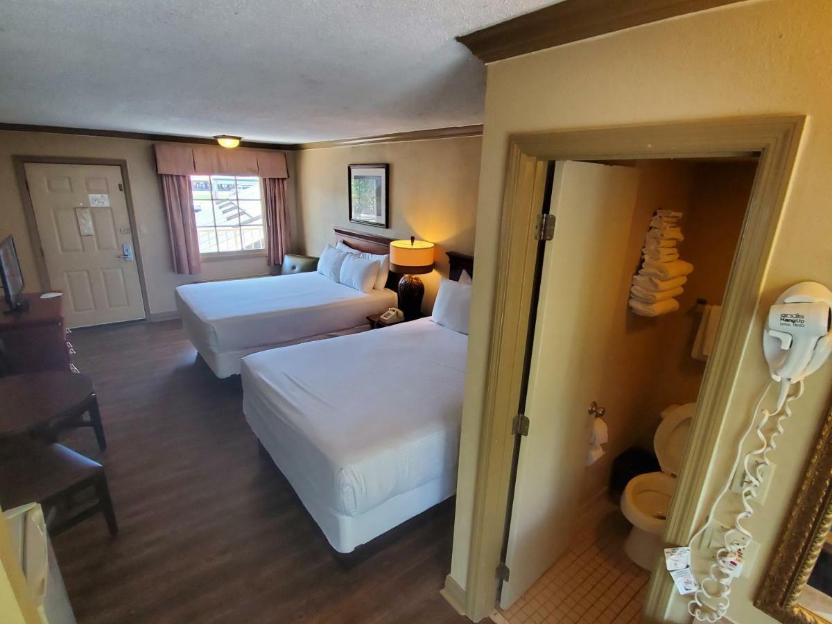 Colonial House Motel Pigeon Forge Zewnętrze zdjęcie
